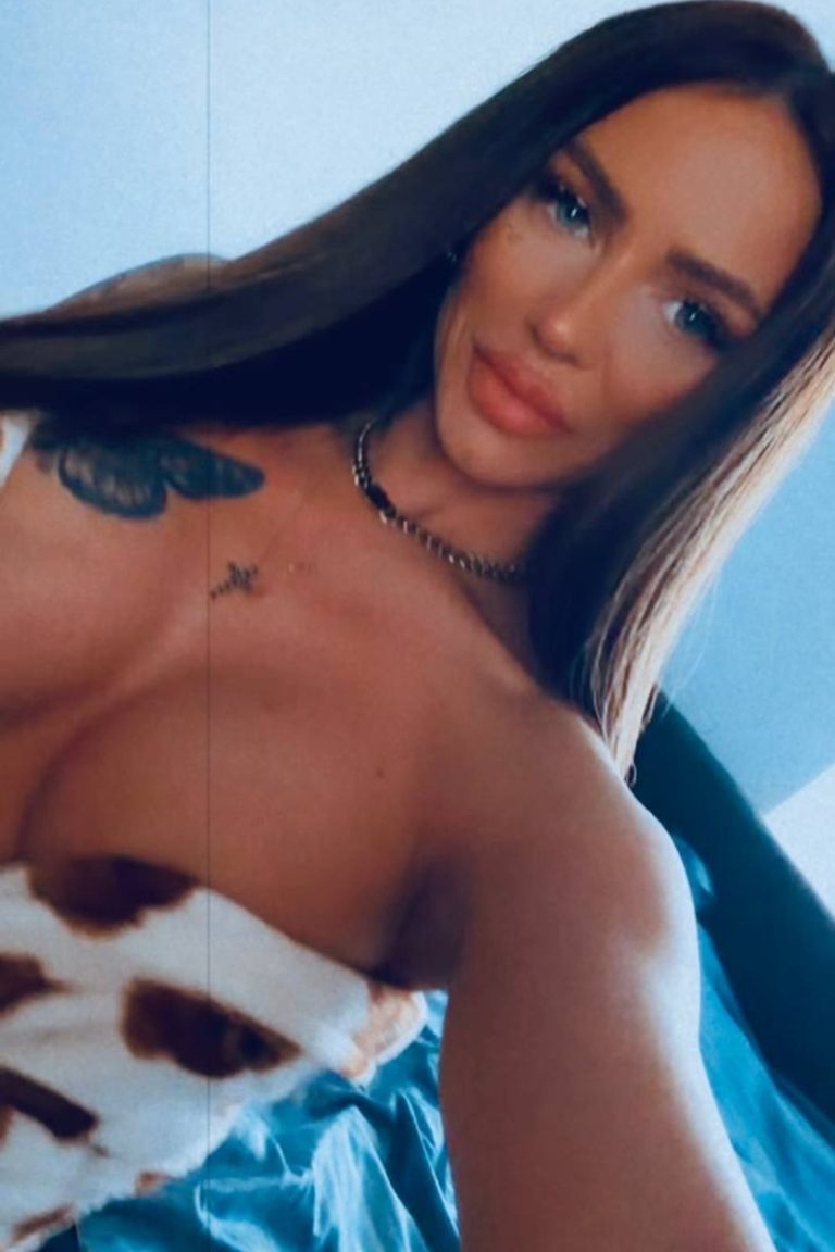 Feba Romanian escort in Gloucester Road