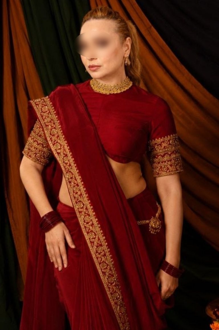 Sana Indian escort in Barking